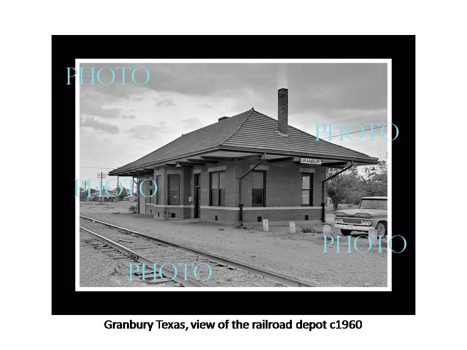 OLD LARGE HISTORIC PHOTO OF GRANBURY TEXAS, THE RAILROAD DEPOT STATION c1960 1