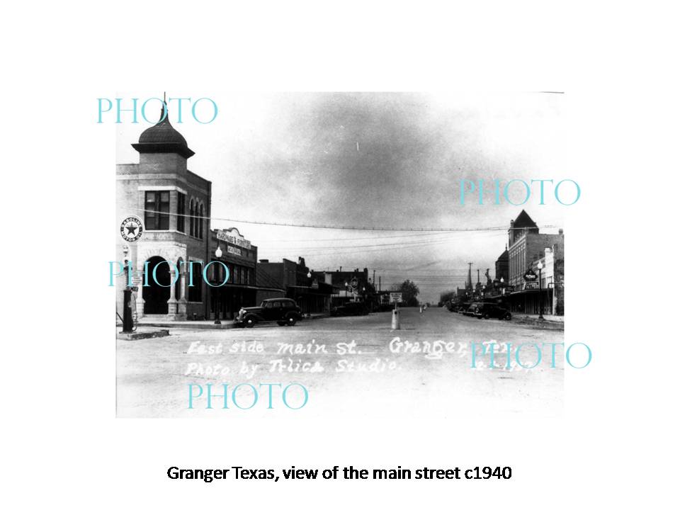 OLD LARGE HISTORIC PHOTO OF GRANGER TEXAS, VIEW OF THE MAIN STREET c1940