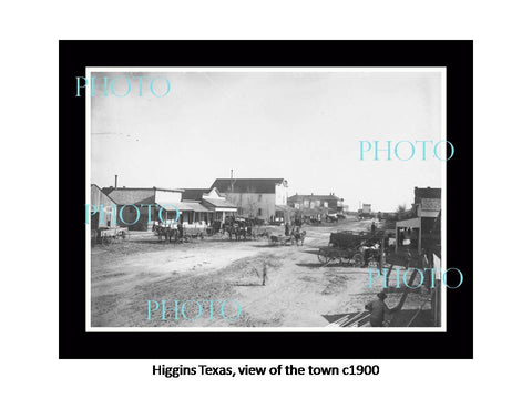 OLD LARGE HISTORIC PHOTO OF HIGGINS TEXAS, VIEW OF THE TOWN c1900