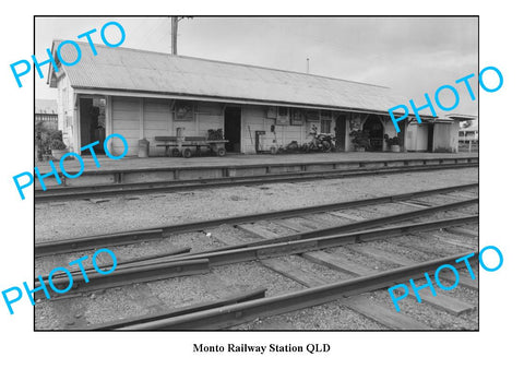 OLD LARGE PHOTO QUEENSLAND, MONTO RAILWAY STATION