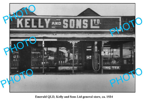 OLD LARGE PHOTO OF KELLY & SONS STORE, EMERALD QLD, c1934 PETROL BOWSER