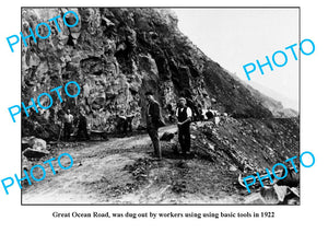 OLD LARGE PHOTO, WORKERS DIGGING OUT THE GREAT OCEAN ROAD c1922 VICTORIA