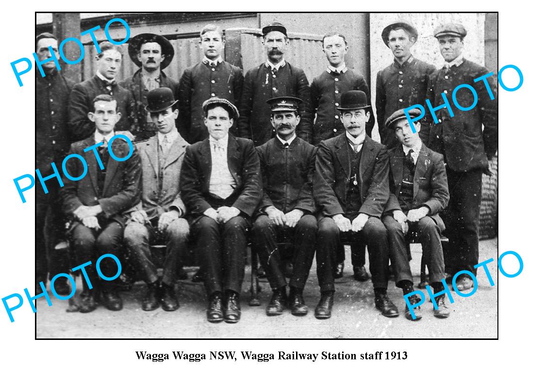 OLD LARGE PHOTO, WAGGA WAGGA NSW, RAILWAY STATION STAFF c1913