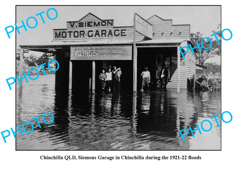 OLD LARGE PHOTO, CHINCHILLA QUEENSLAND, SIEMONS MOTOR GARAGE IN FLOOD c1922