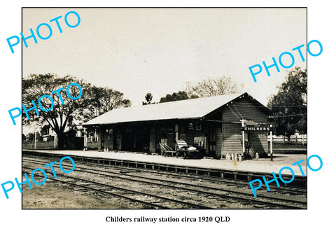 OLD LARGE PHOTO, CHILDERS QUEENSLAND, RAILWAY STATION PLATFORM c1920