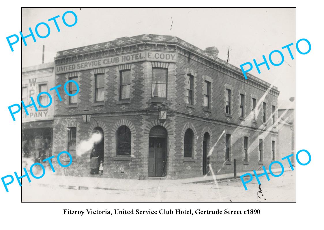 OLD LARGE PHOTO FEATURING FITZROY VICTORIA, UNITED CLUB HOTEL, GERTRUDE St c1890