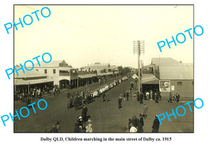 OLD LARGE PHOTO FEATURING DALBY QUEENSLAND, MARCH DOWN THE MAIN STREET c1915