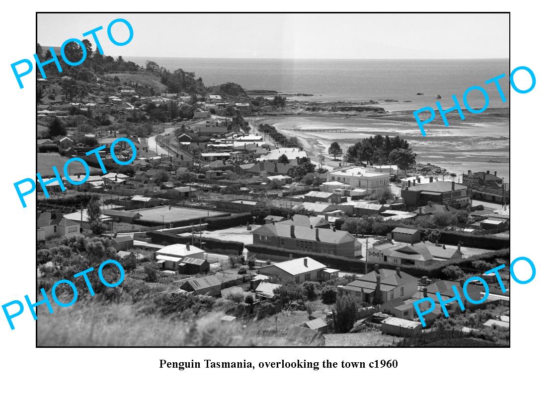 OLD LARGE PHOTO FEATURING PENGUIN TASMANIA, VIEW OF TOWNSHIP c1960