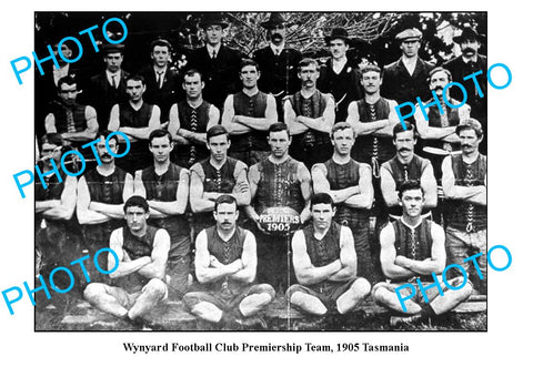 OLD LARGE PHOTO FEATURING WYNYARD TASMANIA, 1905 FOOTBALL CLUB PREMIERSHIP TEAM