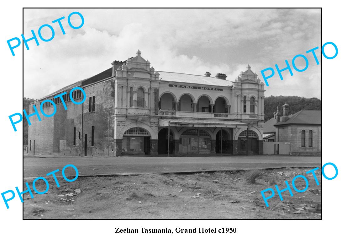 OLD LARGE PHOTO FEATURING ZEEHAN TASMANIA, THE GRAND HOTEL BUILDING c1950