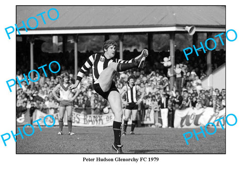 OLD LARGE PHOTO FEATURING PETER HUSDON FOR GLENORCHY FC, TASMANIAN FOOTBALL 1979