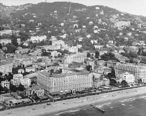 OLD LARGE PHOTO, aerial view of the Carlton Hotel, Cannes France 1950