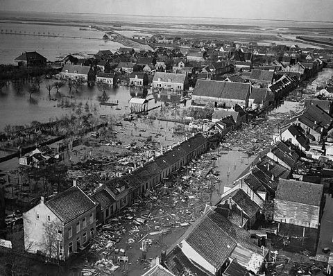 OLD LARGE PHOTO, aerial view of Flooded Village of Stellendam Netherlands 1952