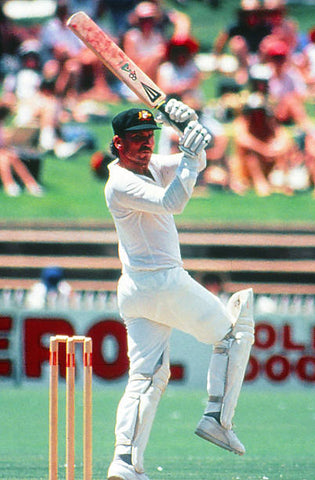 OLD LARGE PHOTO of Australian Cricket Great, Test Captain Allan Border No 19