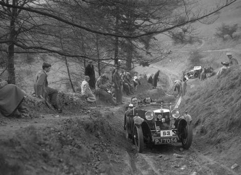 OLD LARGE PHOTO Motor Racing MG Magna of AL Cole competing in the MG Car Club Rally 1939