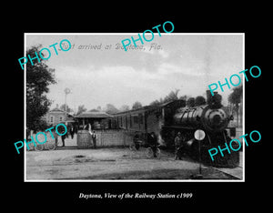 OLD LARGE HISTORIC PHOTO DAYTONA FLORIDA, VIEW OF THE RAILWAY STATION c1909