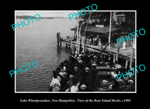 OLD LARGE HISTORIC PHOTO LAKE WINNIPESAUKEE NEW HAMPSHIRE, BEAR IS DOCKS c1901