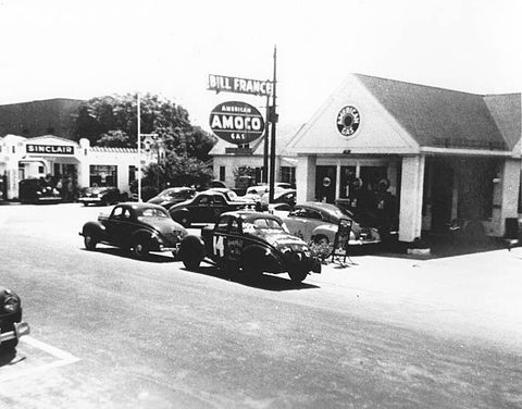 OLD LARGE PHOTO Motor Racing the Bill France gas station at Daytona Beach Florida c1940