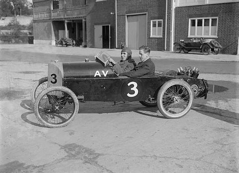 OLD LARGE PHOTO Motor Racing Reginald Empson in his AV race car at Brooklands 1921