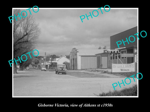 OLD LARGE HISTORIC PHOTO OF GISBORNE VICTORIA, VIEW OF AITKENS St c1950s