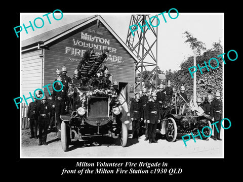 OLD LARGE HISTORIC PHOTO OF MILTON FIRE BRIGADE, STATION & TRUCKS c1930 QLD