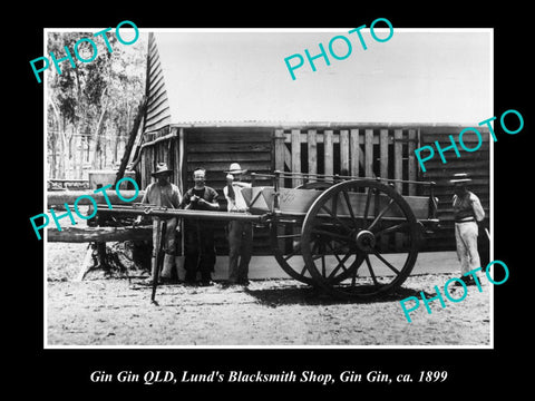 OLD LARGE HISTORIC PHOTO OF GIN GIN QLD, VIEW OF LUNDS BLACKSMITH SHOP c1899