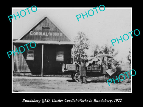 OLD LARGE HISTORIC PHOTO OF BUNDABERG QLD, VIEW OF CASTLES CORDIALS FACTORY 1922