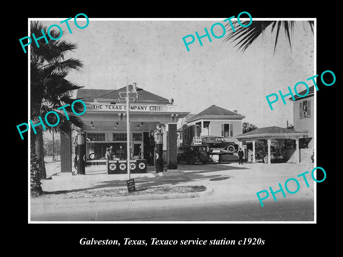 OLD LARGE HISTORIC PHOTO OF GALVESTON TEXAS, TEXACO OIL Co SERVICE STATION c1920