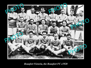 OLD LARGE HISTORICAL PHOTO OF THE BEAUFORT FOOTBALL CLUB, VICTORIA c1920