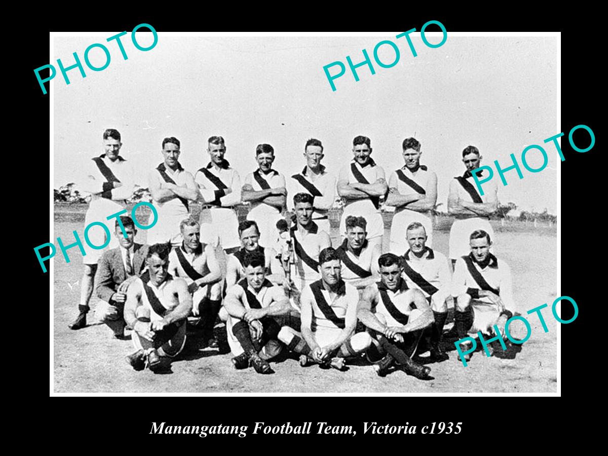 OLD LARGE HISTORICAL PHOTO OF THE MANANGATANG FOOTBALL CLUB VICTORIA 1935 MALLEE