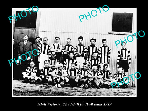 OLD LARGE HISTORICAL PHOTO OF THE NHILL FOOTBALL CLUB, VICTORIA c1919