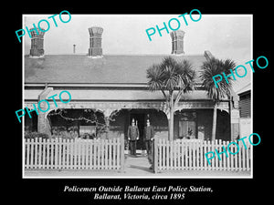 OLD LARGE HISTORICAL PHOTO OF POLICE AT THE BALLARAT EAST STATION 1895, VICTORIA