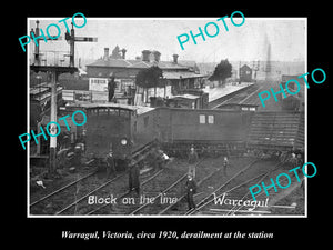 OLD LARGE HISTORIC PHOTO OF WARRAGUL VICTORIA,  RAILWAY STATION DERAILMENT 1920