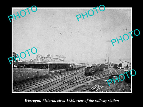 OLD LARGE HISTORIC PHOTO OF WARRAGUL VICTORIA, VIEW OF THE RAILWAY STATION 1930