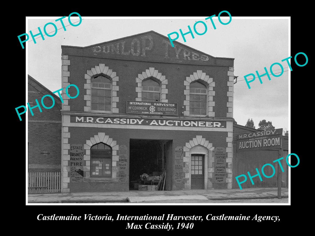 OLD LARGE HISTORIC PHOTO OF CASTLEMAINE VIC, INTERNATIONAL HARVESTER AGENCY 1940