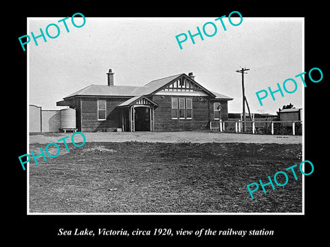 OLD LARGE HISTORIC PHOTO OF  SEA LAKE VICTORIA, VIEW OF THE RAILWAY STATION 1920