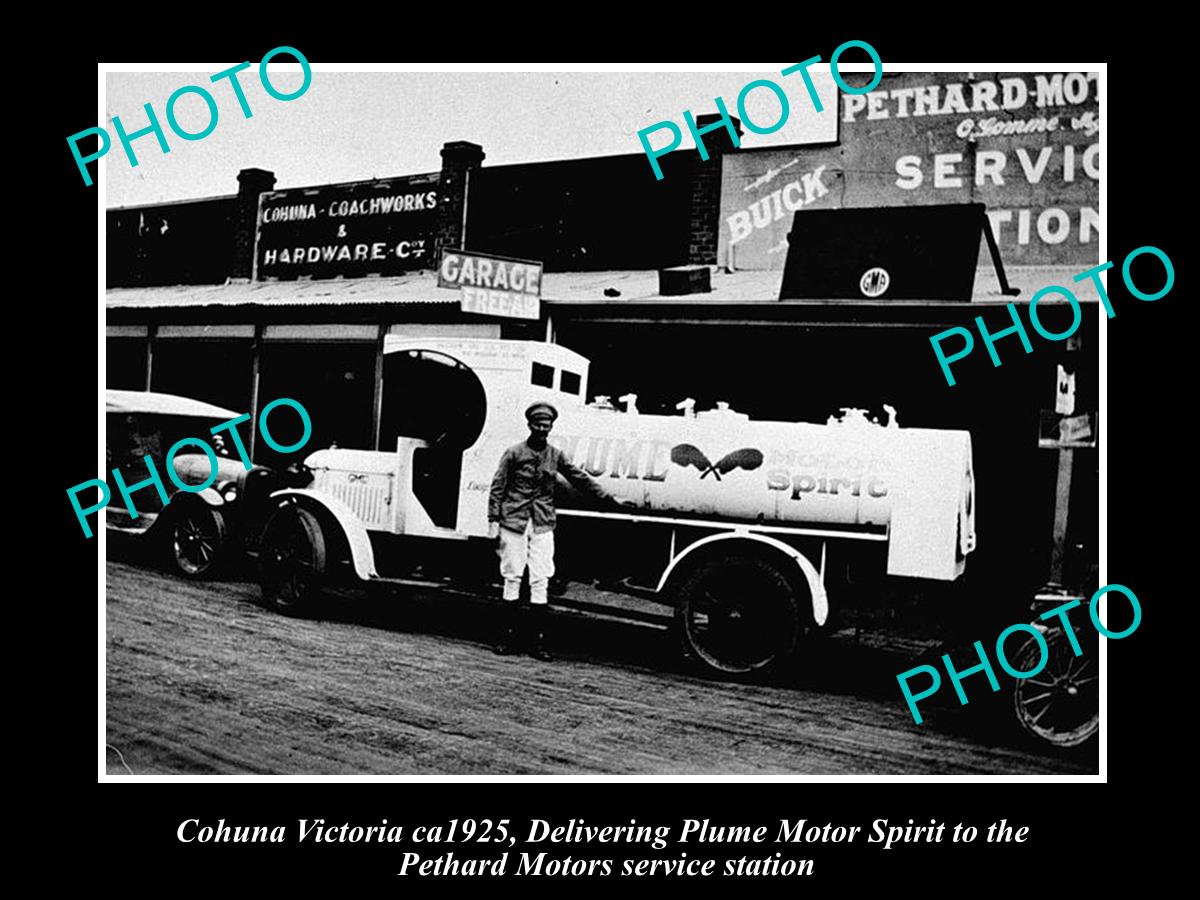 OLD LARGE HISTORIC PHOTO OF COHUNA VICTORIA, MOBIL OIL Co PLUME TRUCK c1925