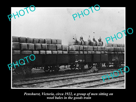 OLD LARGE HISTORIC PHOTO OF PENSHURST VICTORIA, WOOL BALES ON GOODS TRAIN c1922