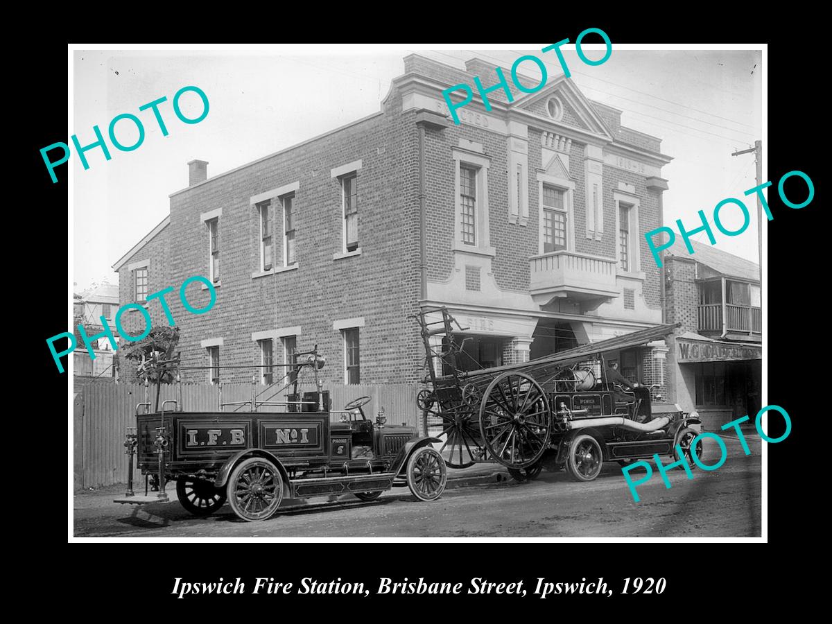 OLD LARGE HISTORIC PHOTO OF THE IPSWICH QLD FIRE BRIGADE STATION c1920