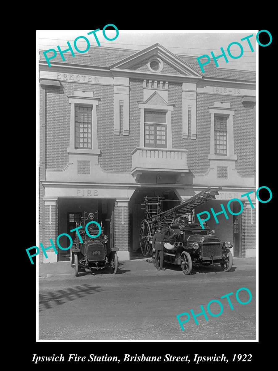 OLD LARGE HISTORIC PHOTO OF THE IPSWICH QLD FIRE BRIGADE STATION c1922