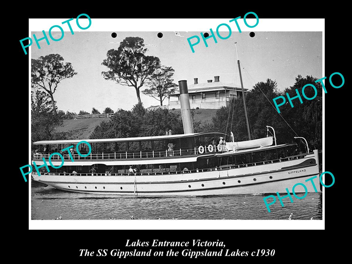 OLD LARGE HISTORIC PHOTO OF LAKES ENTRANCE VICTORIA, SS GIPPSLAND STEAMSHIP 1930