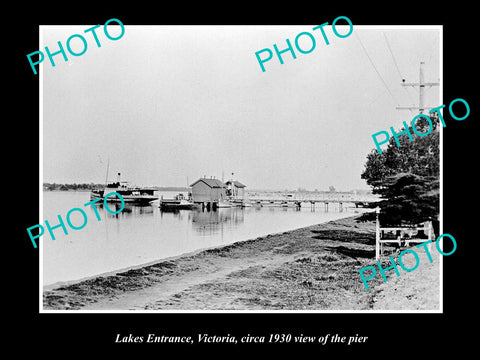 OLD LARGE HISTORIC PHOTO OF LAKES ENTRANCE VICTORIA, VIEW OF THE PIER 1930