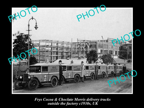 OLD LARGE HISTORIC PHOTO OF BRISTOL ENGLAND, FRYS CHOCOLATE DELIVERY CARS c1930s