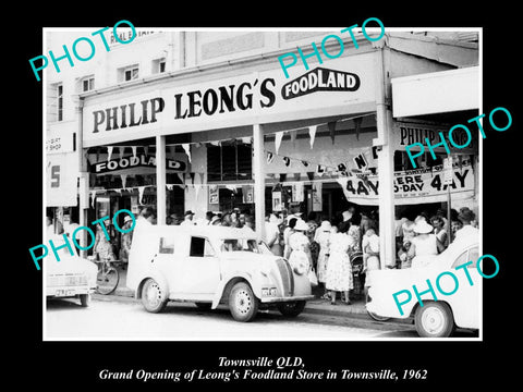 OLD LARGE HISTORIC PHOTO OF TOWNSVILLE QLD, OPENING OF THE FOODLAND STORE 1962