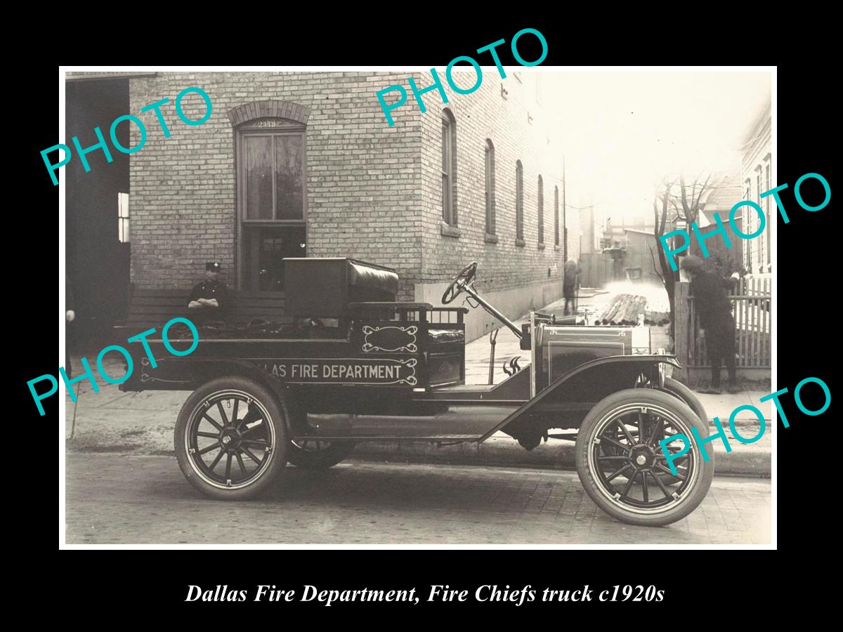 OLD LARGE HISTORIC PHOTO OF DALLAS TEXAS, THE FIRE DEPARTMENT CHIEFS TRUCK c1920