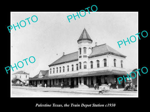 OLD LARGE HISTORIC PHOTO OF PALESTINE TEXAS, THE RAILROAD DEPOT STATION c1930 1