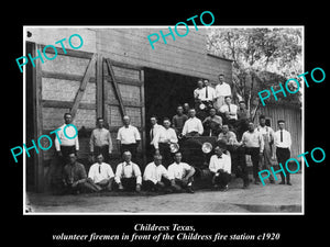 OLD LARGE HISTORIC PHOTO OF CHILDRESS TEXAS, FIREMAN & THE FIRE STATION c1920