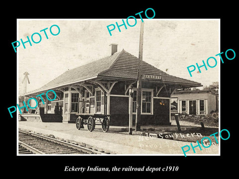 OLD LARGE HISTORIC PHOTO OF ECKERTY INDIANA, THE RAILROAD DEPOT STATION c1910