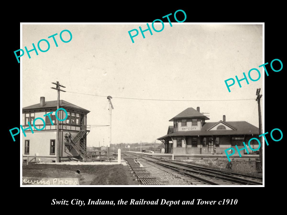 OLD LARGE HISTORIC PHOTO OF SWITZ CITY INDIANA, RAILROAD DEPOT STATION c1910