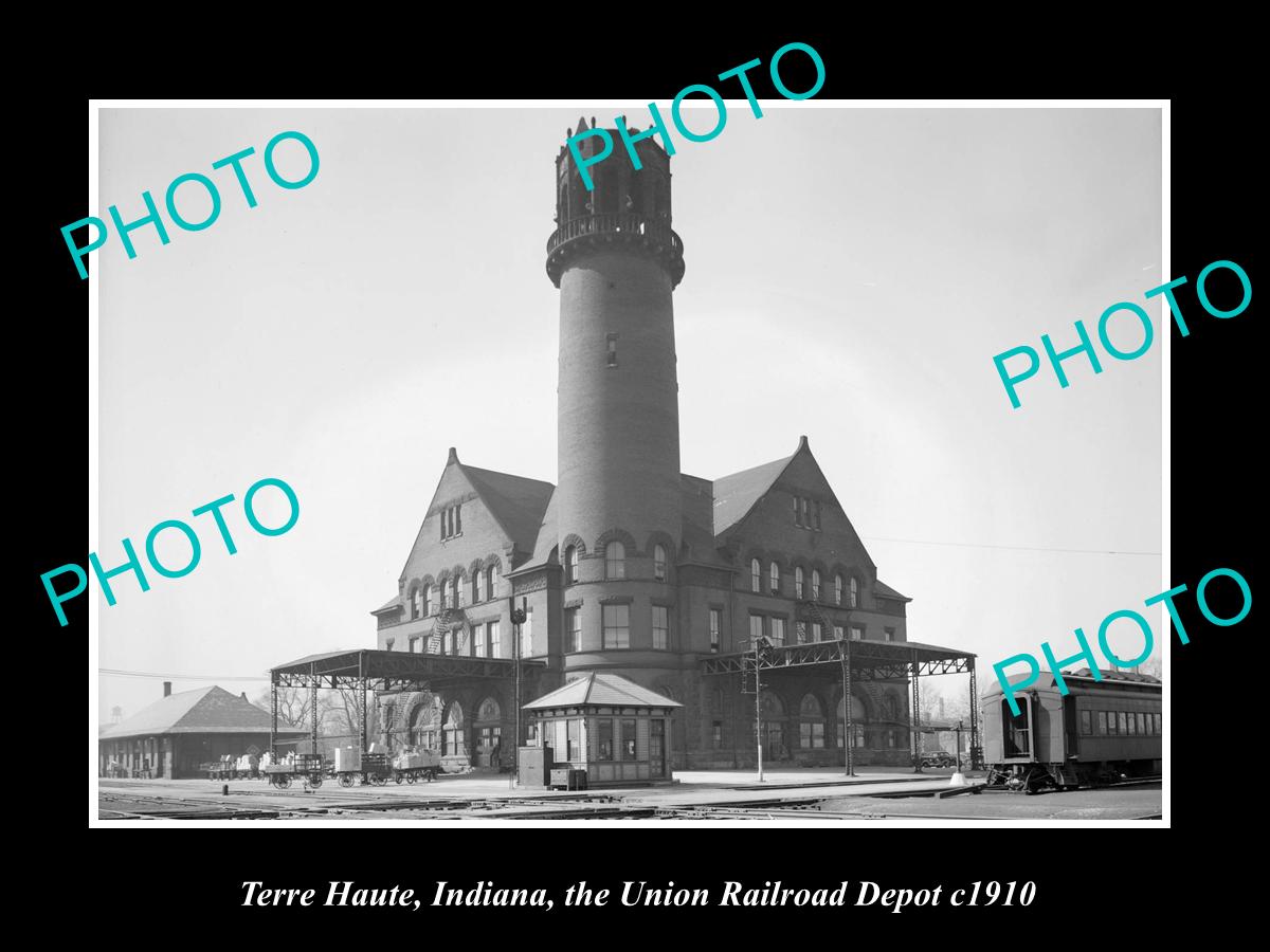 OLD LARGE HISTORIC PHOTO OF TERRE HAUTE INDIANA, RAILROAD DEPOT STATION c1910